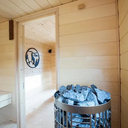 Osada Za Gorami Za Lasami *