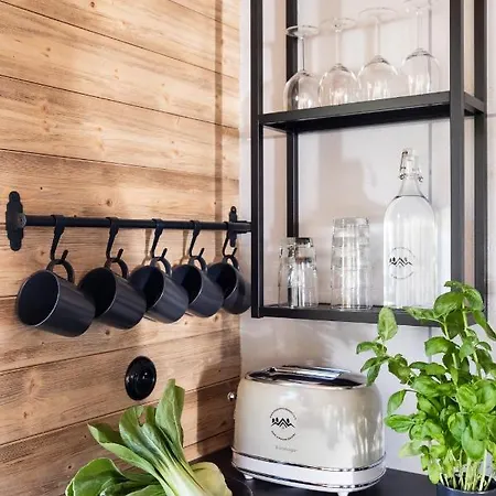 Osada Za Gorami Za Lasami Alpehytte