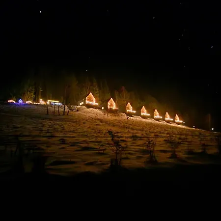 Osada Za Gorami Za Lasami Alpehytte