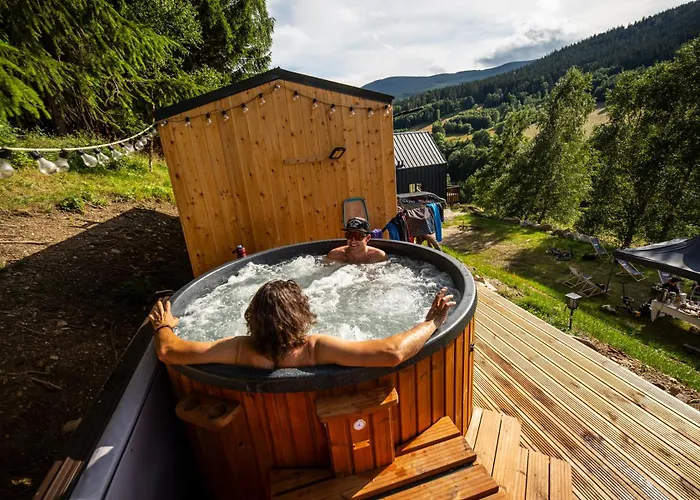Osada Za Gorami Za Lasami - Z Widokiem Na Snieznik * Stronie Śląskie